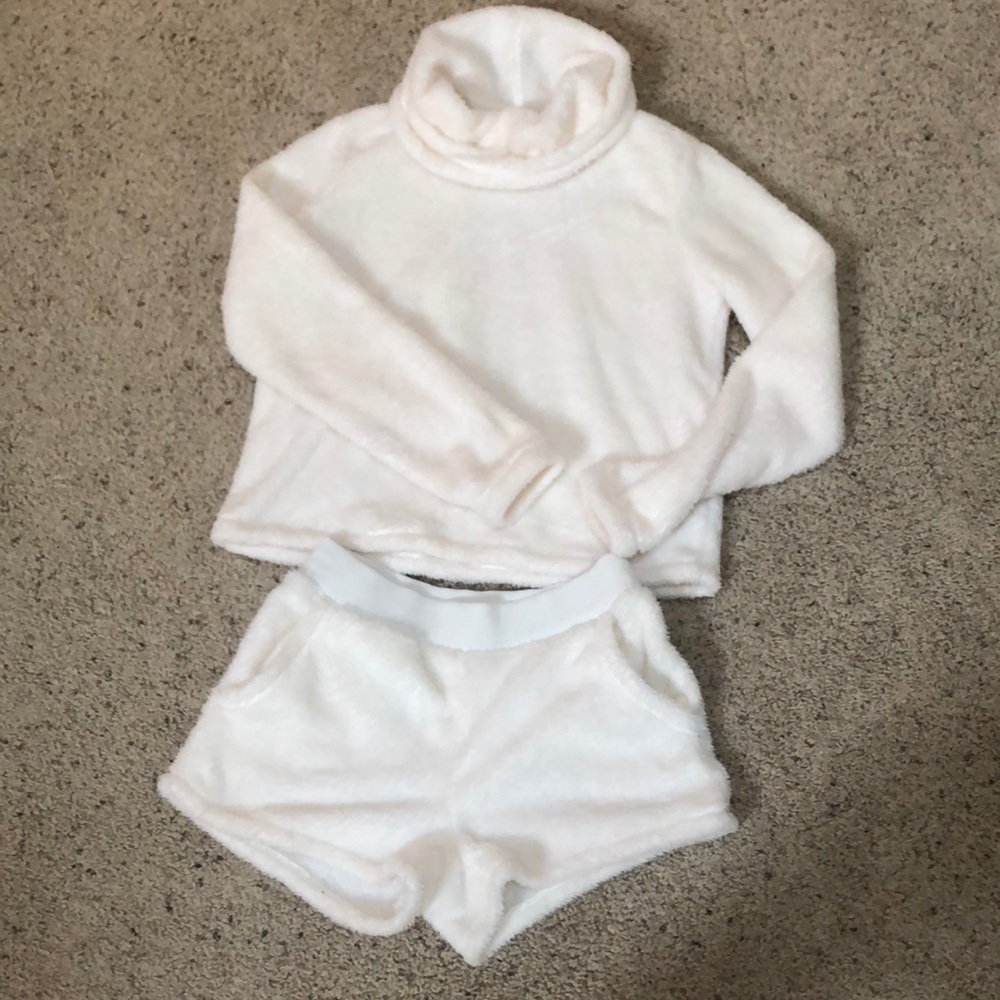 Warm fuzzy top and shorts with pockets
